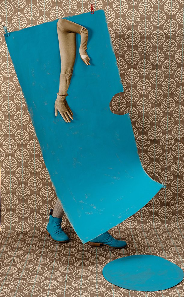 Hanging blue
